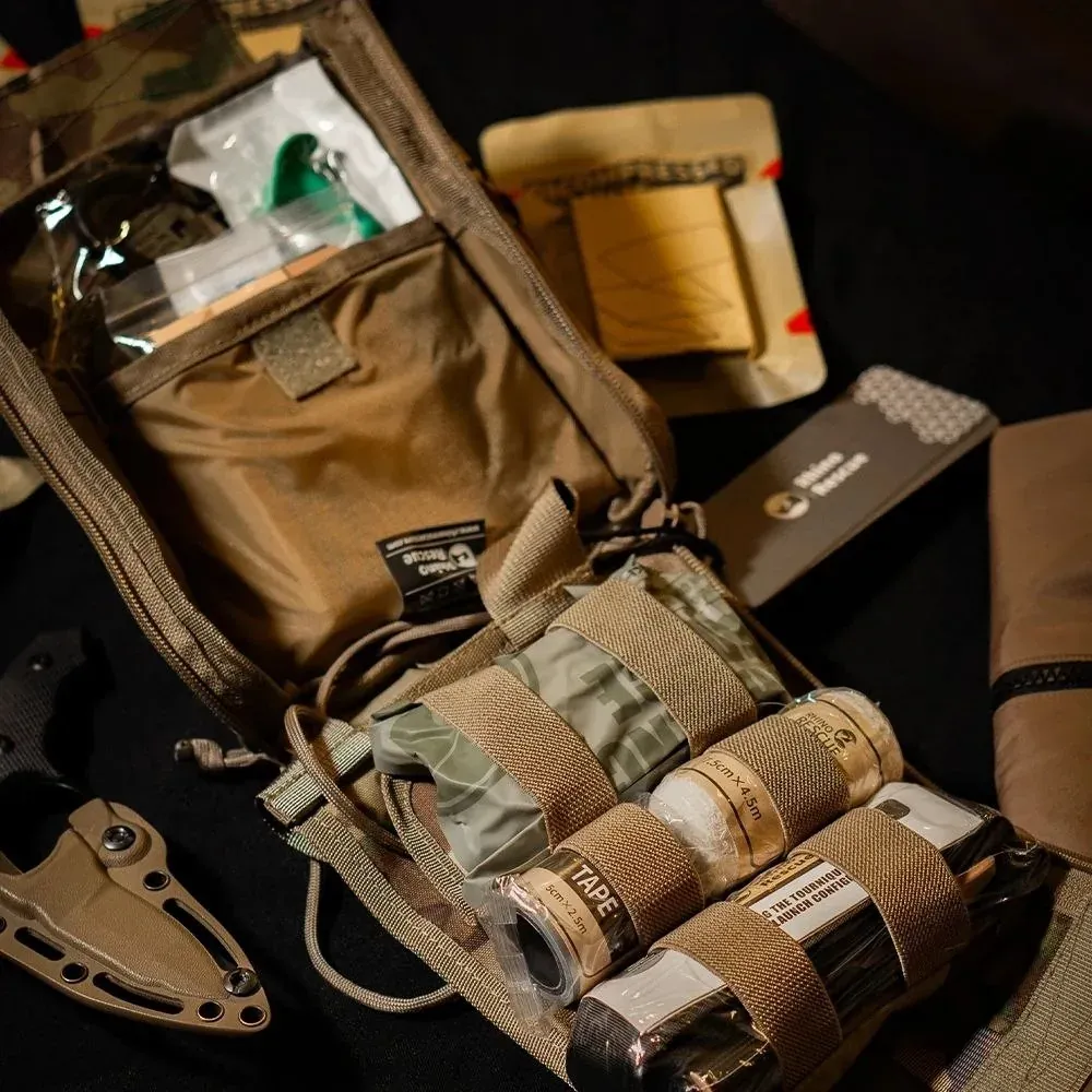 Медицинский подсумок IFAK от Академии Снаряжения с наполнением Rhino Rescue Tactical