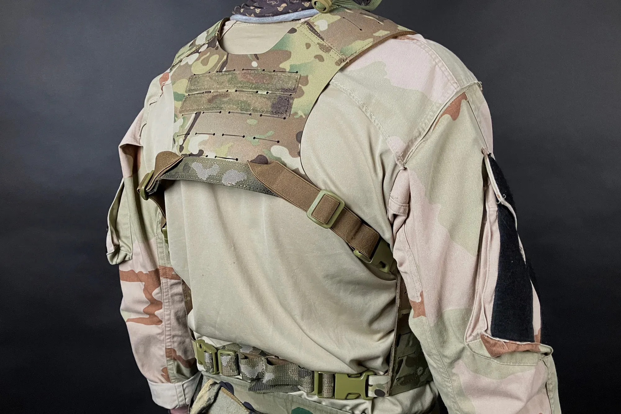 Нагрудник сплит-риг Б-35 от Black Buckle