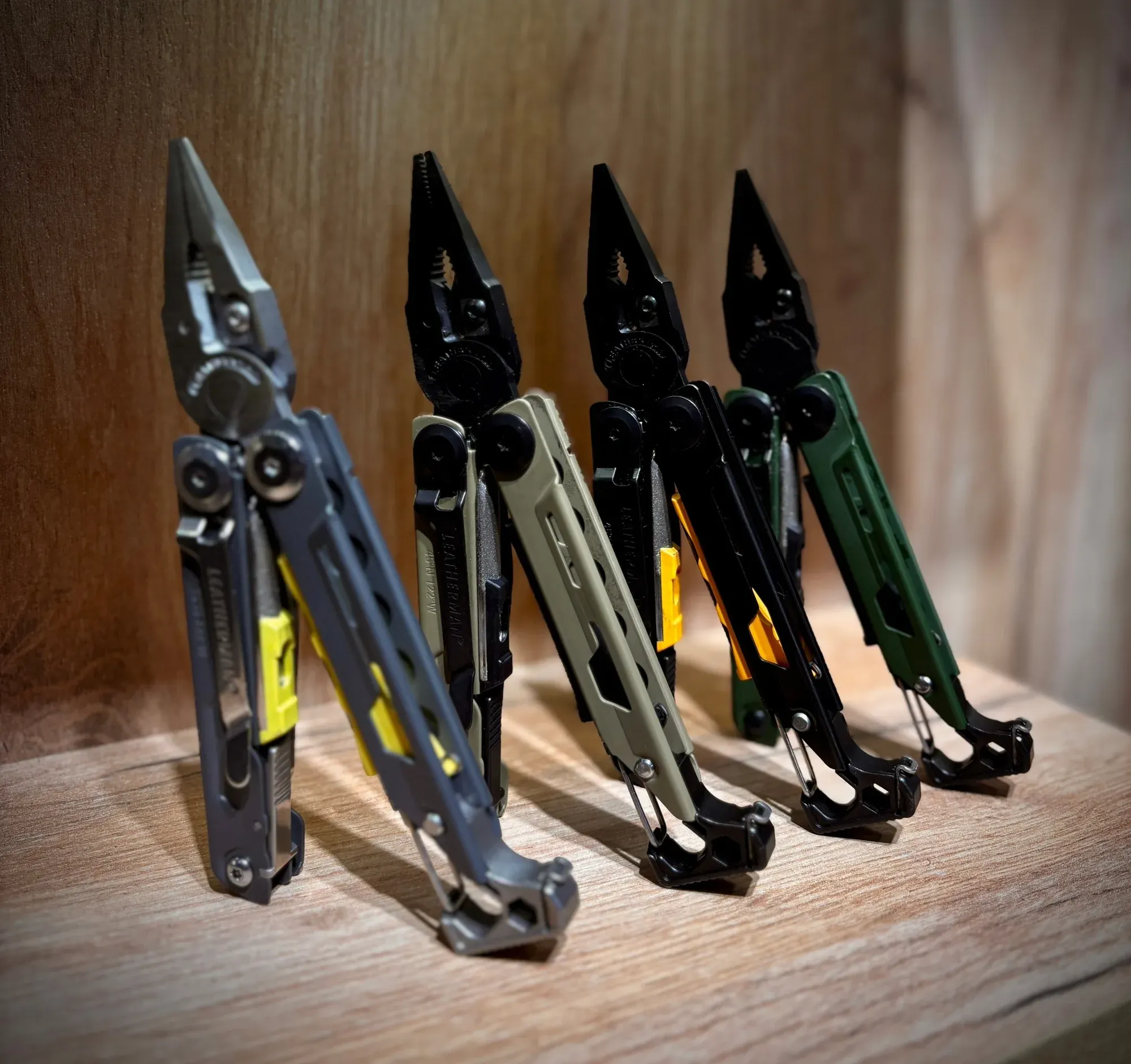 Мультитул Leatherman Signal