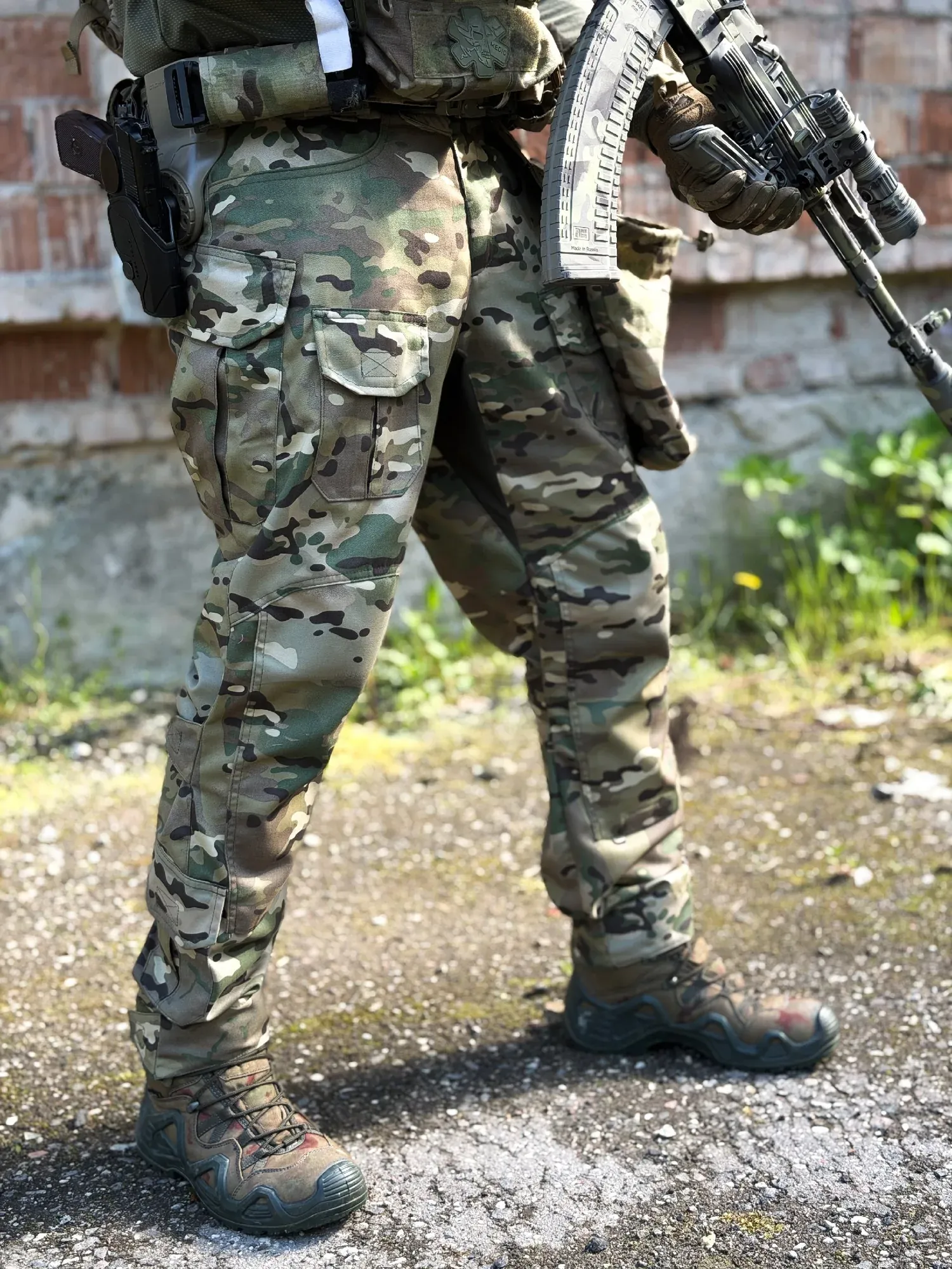 Тактические брюки М1 и боевая рубашка от LIVEMILITANT