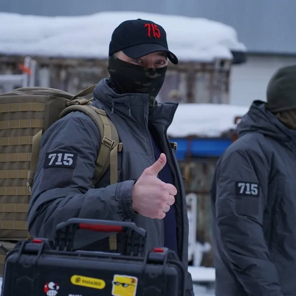 Патчи 715 TEAM от Романа Хорса и проекта 715 TEAM