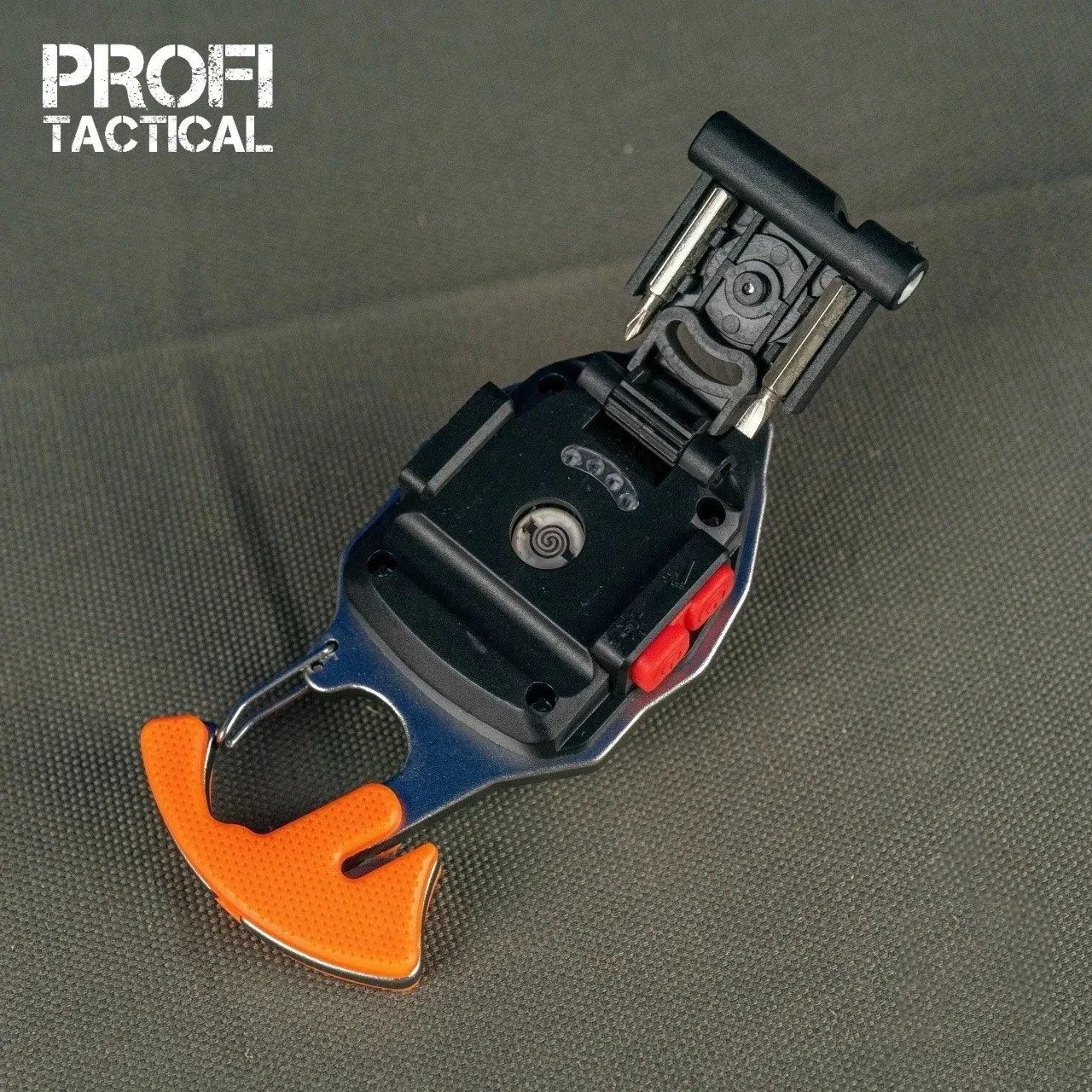Многофункциональный фонарь на карабине от PROFI TACTICAL