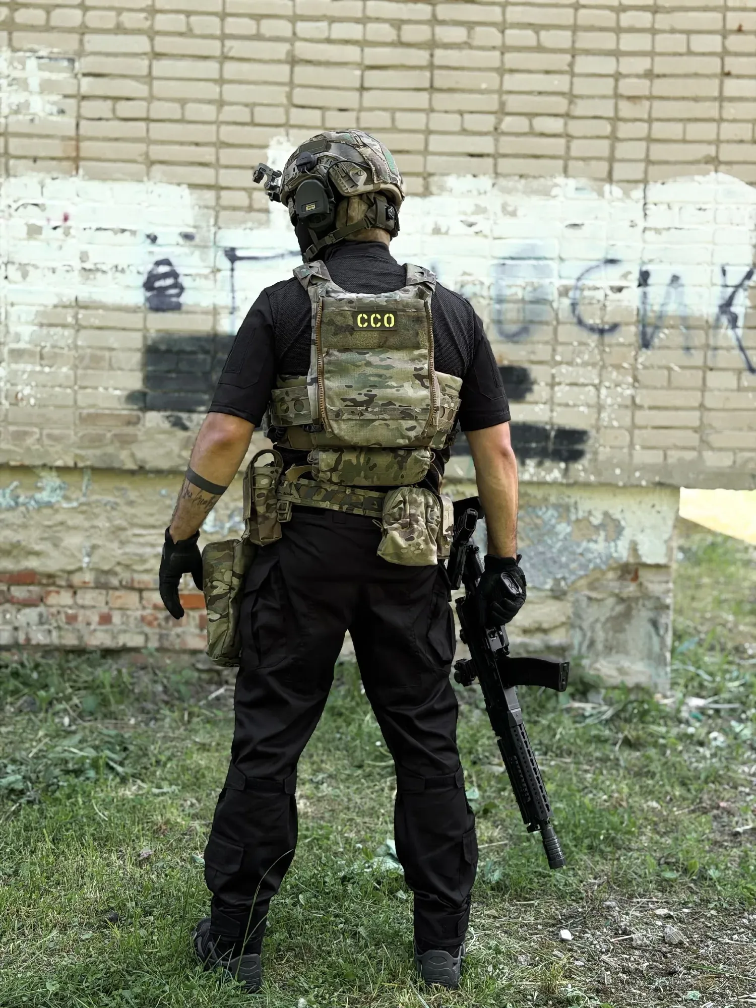 Брюки М1 и боевая рубашка от LIVEMILITANT