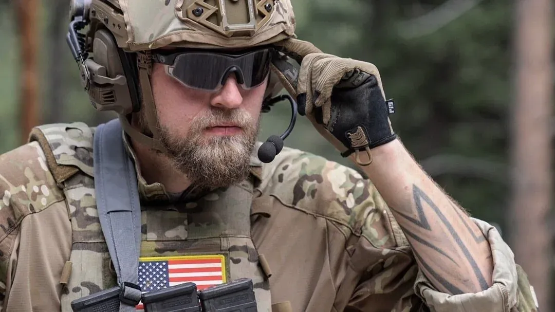 Очки E-Tint CTRL MS1 с электронной линзой в Semper Fi