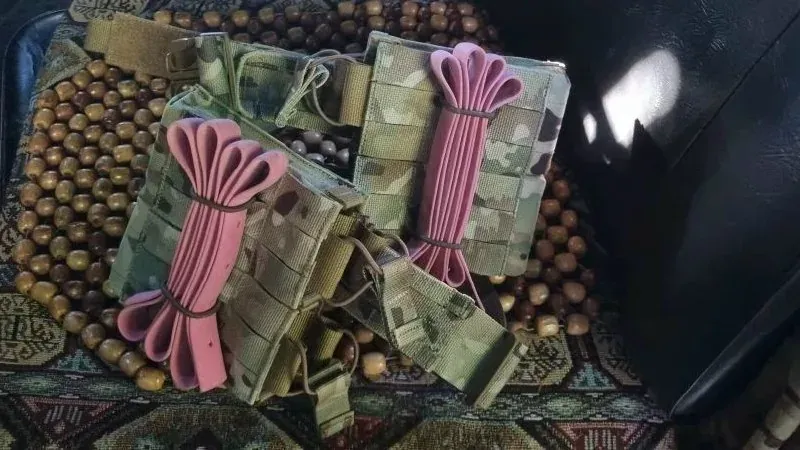Горизонтальные подсумки от Tactical BROTHERS с пластиковыми вставками