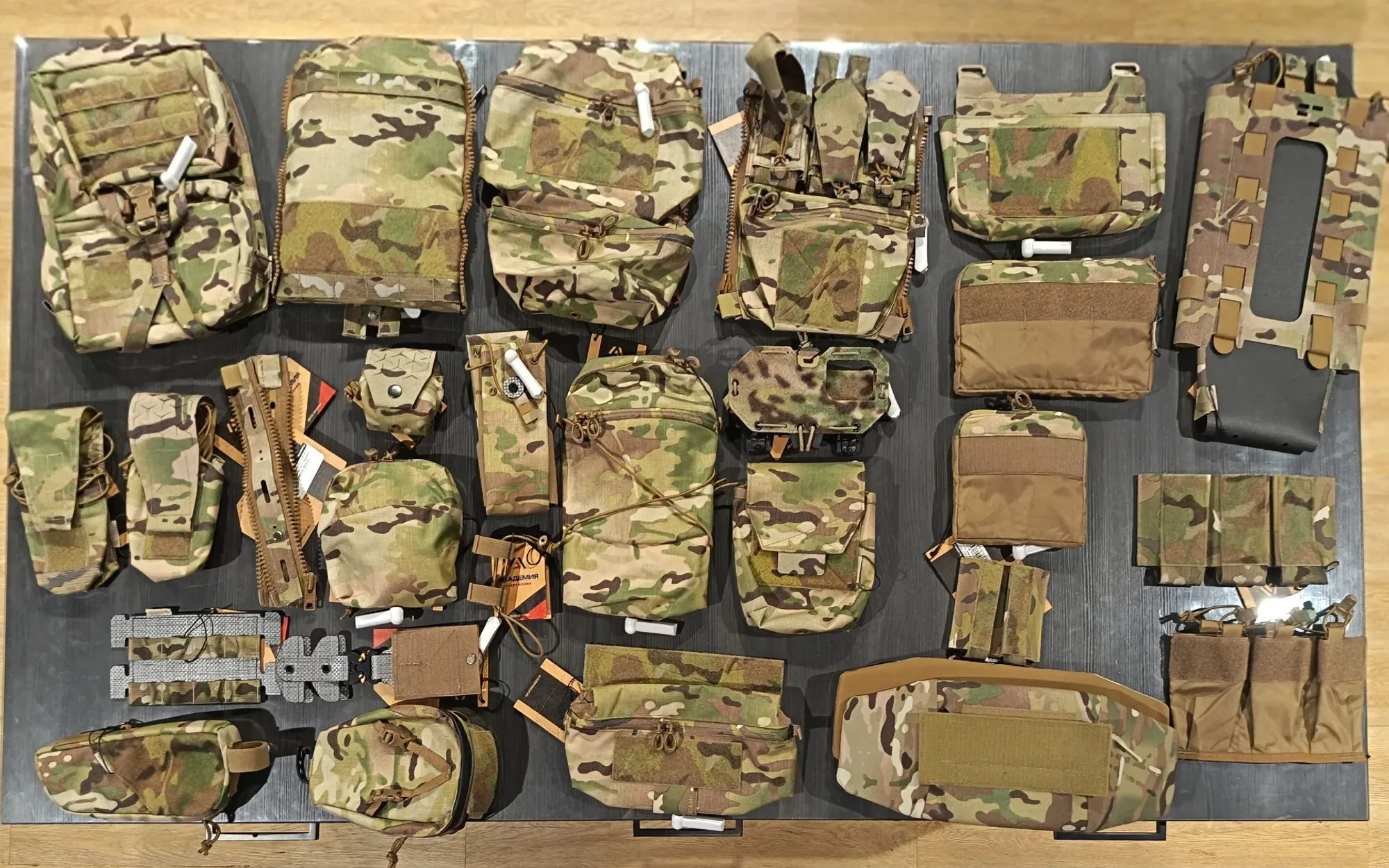 Жилет FCPC 5 третьего поколения и подсумки Pew Tactical