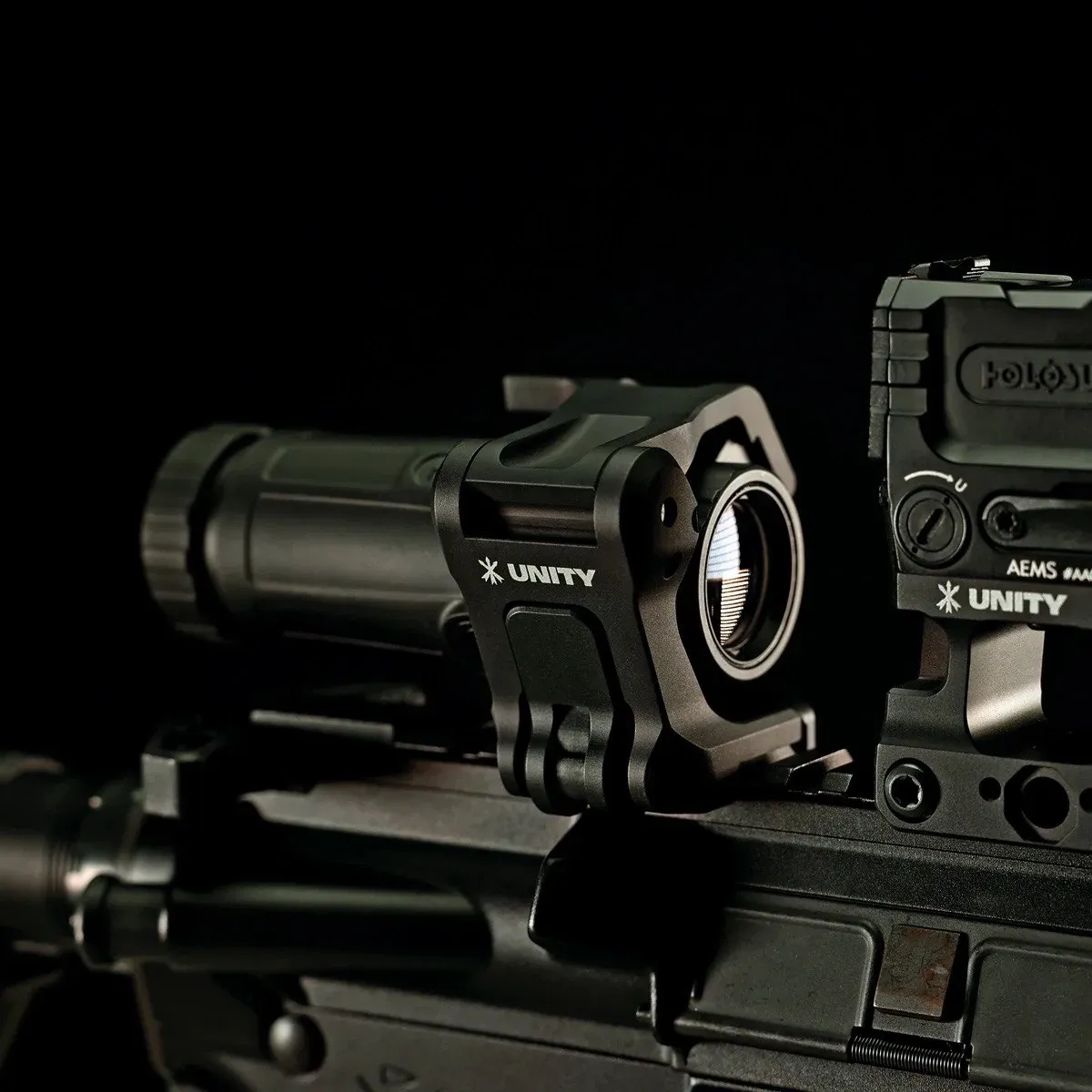Кронштейн UNITY Tactical FAST FTC OMNI — магнифер строго по центру