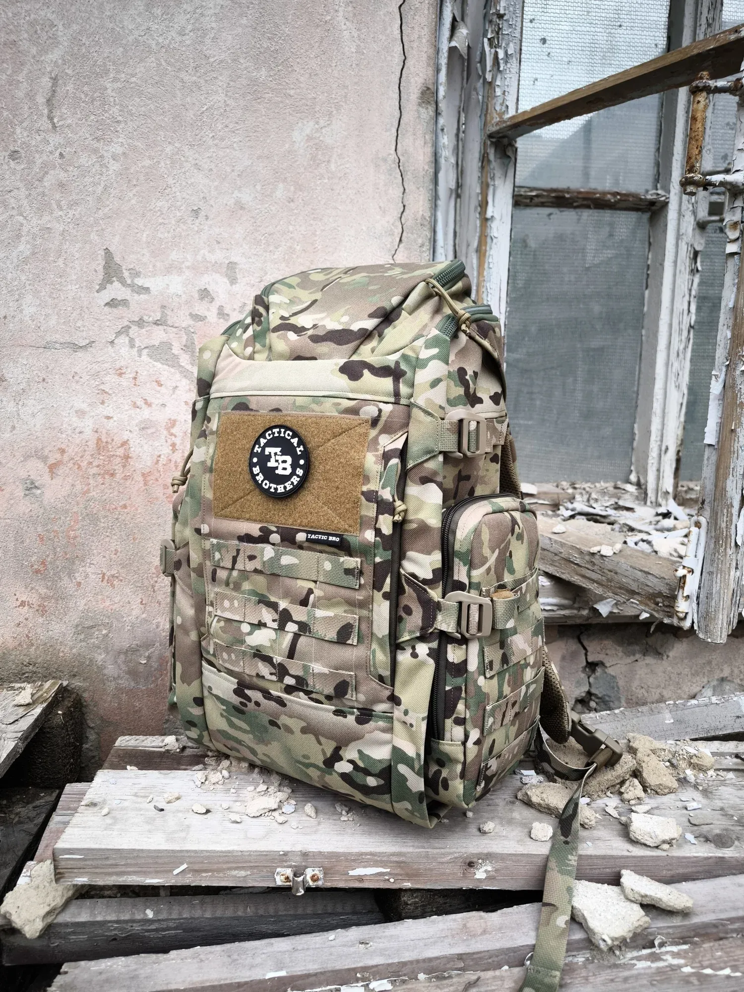Кастомный Checkpoint 24L от Tactical BROTHERS: боковые карманы и велкро вместо MOLLE